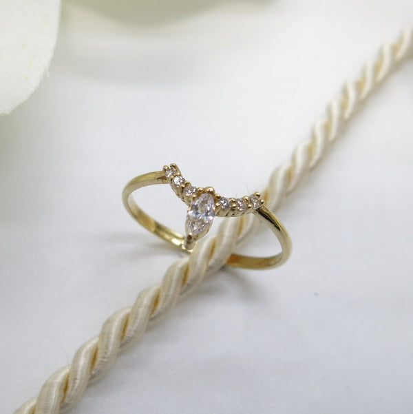 585/-er Gold Ring Zirkonia - Gr.55